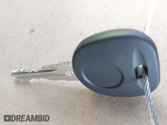 ✅ 2010 Chevrolet Silverado 2500HD • VIN: 1GB3KVBK5AF153253 • Lot: 42129825. Wystawiony na IAAI z przebiegiem 302 599 mil. Bezpłatny archiwum sprzedaży aukcyjnych z USA i szczegółowy raport historii pojazdu na DreamBid. Zdjęcie 11.