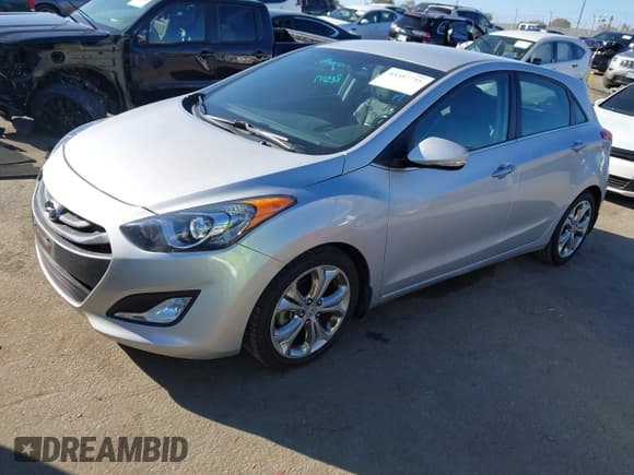 ✅ 2014 Hyundai Elantra • VIN: KMHD35LH5EU194561 • Lot: 43357715. Listed on IAAI with 96,097 mi. Free auction sales archive from the USA and detailed vehicle history report at DreamBid. Image 2.
