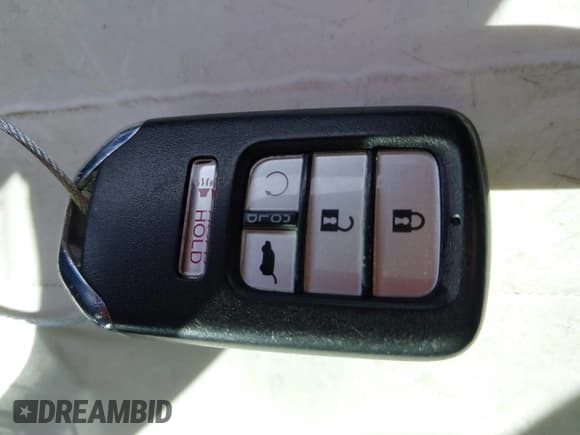 ✅ 2017 Honda Pilot EX-L • VIN: 5FNYF5H71HB027558 • Lot: 41910670. Listed on IAAI with 122,214 mi. Free auction sales archive from the USA and detailed vehicle history report at DreamBid. Image 11.