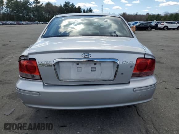 ✅ 2003 Hyundai Sonata GLS • VIN: KMHWF35H83A878875 • Лот: 50941625. Размещён на Copart с пробегом 89 032 миль миль. Получите бесплатный доступ к архиву аукционных продаж из США и посмотрите подробный отчёт об истории автомобиля на DreamBid. Изображение 6.