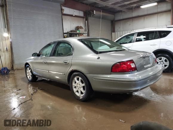 ✅ 2001 Mercury Sable LS • VIN: 1MEFM53261A645271 • Лот: 49706675. Опубликован ранее на Copart с пробегом 76 592 миль. Бесплатный доступ к архиву аукционных продаж из США и подробный отчёт об истории автомобиля на DreamBid. Изображение 2.