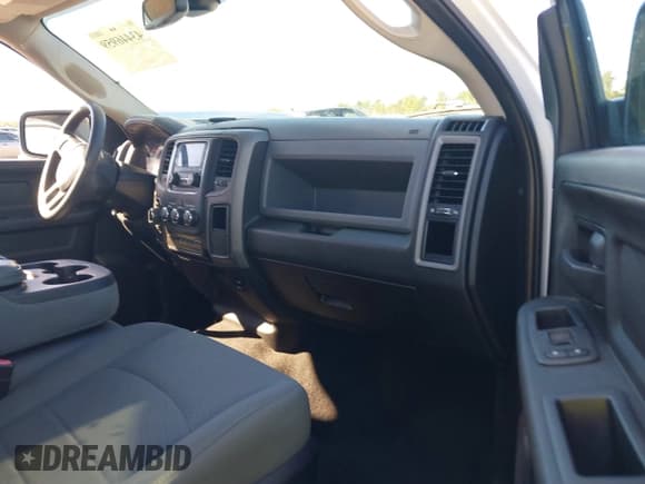 ✅ 2020 Ram 1500 Tradesman • VIN: 3C6RR6KT0LG127880 • Lot: 43446959. Listed on IAAI with 94,570 mi. Free auction sales archive from the USA and detailed vehicle history report at DreamBid. Image 5.