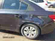 2015 Chevrolet Cruze LS с VIN 1G1PA5SG0F7213011, выставлен на аукционе IAAI как лот 43593138 с пробегом 214 089 миль миль и . История ставок и продаж доступна на DreamBid. Изображение 6.