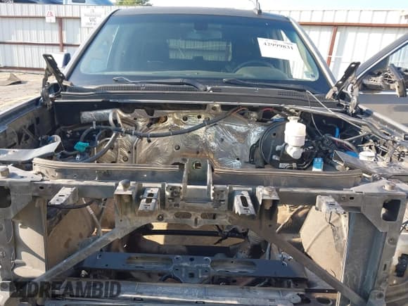 ✅ 2015 Chevrolet Tahoe Commercial • VIN: 1GNLC2EC5FR701549 • Lot: 42999831. Listed on IAAI with Not provided. Free auction sales archive from the USA and detailed vehicle history report at DreamBid. Image 10.