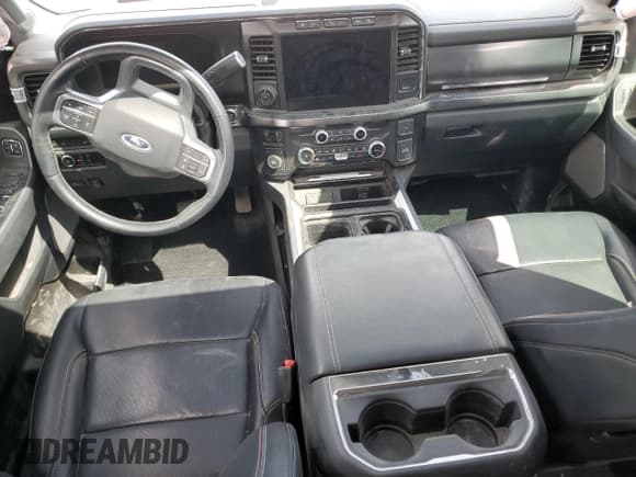 ✅ 2024 Ford F-350 XL • VIN: 1FT8W3DT5REE09280 • Лот: 54556775. Опубликован ранее на Copart с пробегом 28 605 миль. Бесплатный доступ к архиву аукционных продаж из США и подробный отчёт об истории автомобиля на DreamBid. Изображение 8.