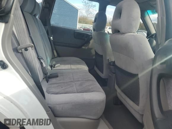 ✅ 2002 Subaru Forester S • VIN: JF1SF655X2H710855 • Lot: 90240965. Wystawiony na Copart z przebiegiem 134 875 mil. Bezpłatny archiwum sprzedaży aukcyjnych z USA i szczegółowy raport historii pojazdu na DreamBid. Zdjęcie 11.