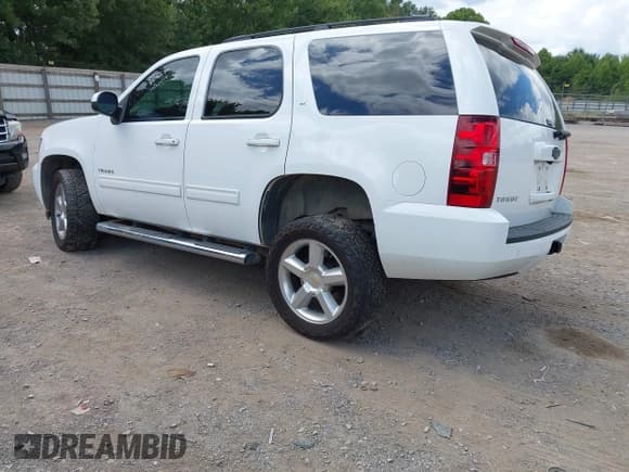 ✅ 2013 Chevrolet Tahoe LT • VIN: 1GNSKBE05DR354421 • Лот: 42935990. Опубликован ранее на IAAI с пробегом 145 514 миль. Бесплатный доступ к архиву аукционных продаж из США и подробный отчёт об истории автомобиля на DreamBid. Изображение 3.