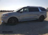 ✅ 2022 Kia Carnival SX Prestige • VIN: KNDNE5H35N6072755 • Lot: 60635295. Wystawiony na Copart z przebiegiem 91 977 mil. Bezpłatny archiwum sprzedaży aukcyjnych z USA i szczegółowy raport historii pojazdu na DreamBid. Zdjęcie 1.