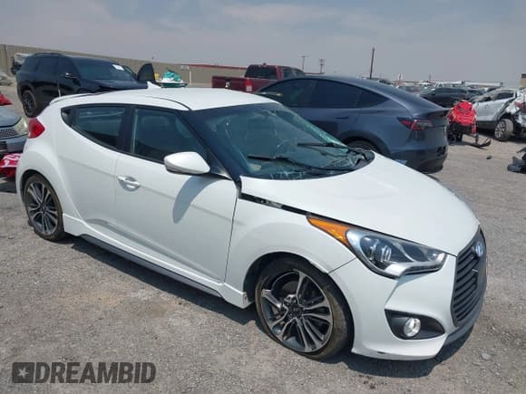 ✅ 2016 Hyundai Veloster Turbo R-Spec • VIN: KMHTC6AE5GU263570 • Lot: 42897746. Wystawiony na IAAI z przebiegiem 68 200 mil. Bezpłatny archiwum sprzedaży aukcyjnych z USA i szczegółowy raport historii pojazdu na DreamBid. Zdjęcie 1.