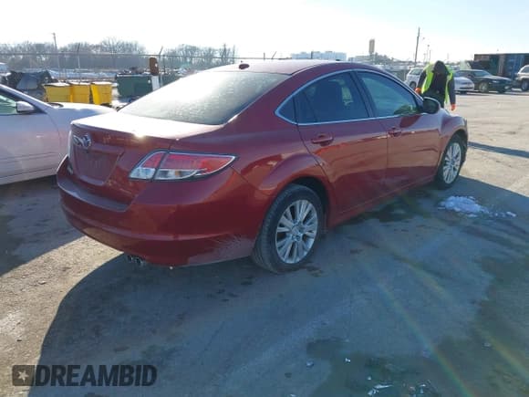 ✅ 2009 Mazda 6 i Grand Touring • VIN: 1YVHP82A295M11669 • Lot: 43822386. Wystawiony na IAAI z przebiegiem Nie podano. Bezpłatny archiwum sprzedaży aukcyjnych z USA i szczegółowy raport historii pojazdu na DreamBid. Zdjęcie 4.