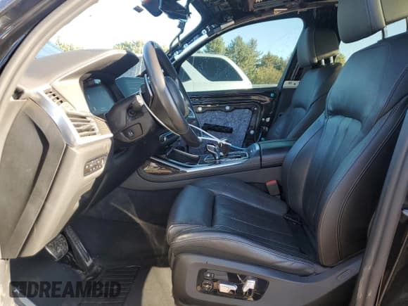 ✅ 2022 BMW X7 xDrive40i • VIN: 5UXCW2C09N9K03117 • Lot: 91835395. Listed on Copart with 69,980 mi. Free auction sales archive from the USA and detailed vehicle history report at DreamBid. Image 7.