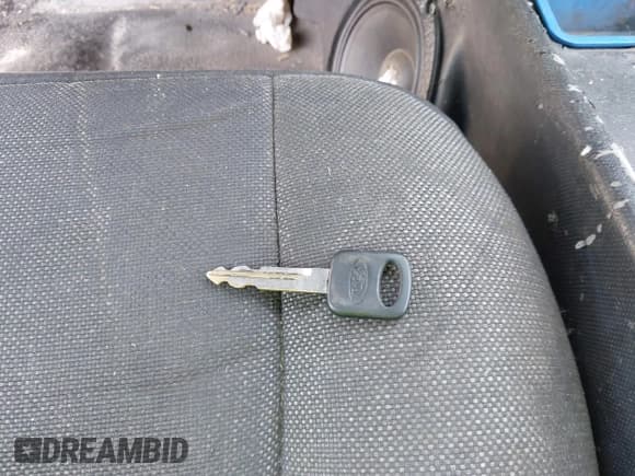 ✅ 2009 Ford Police Interceptor • VIN: 2FAHP71V79X135482 • Lot: 42119989. Listed on IAAI with Not provided. Free auction sales archive from the USA and detailed vehicle history report at DreamBid. Image 11.