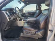 ✅ 2011 Ford F-150 Harley-Davidson • VIN: 1FTFW1E69BFB12839 • Lot: 90687535. Wystawiony na Copart z przebiegiem 226 800 mil. Bezpłatny archiwum sprzedaży aukcyjnych z USA i szczegółowy raport historii pojazdu na DreamBid. Zdjęcie 7.