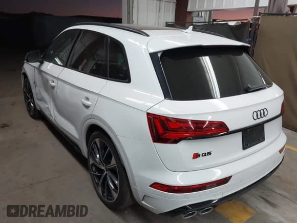 ✅ 2021 Audi SQ5 Premium Plus • VIN: WA1B4AFY3M2044742 • Лот: 43411133. Опубликован ранее на IAAI с пробегом 66 044 миль. Бесплатный доступ к архиву аукционных продаж из США и подробный отчёт об истории автомобиля на DreamBid. Изображение 3.