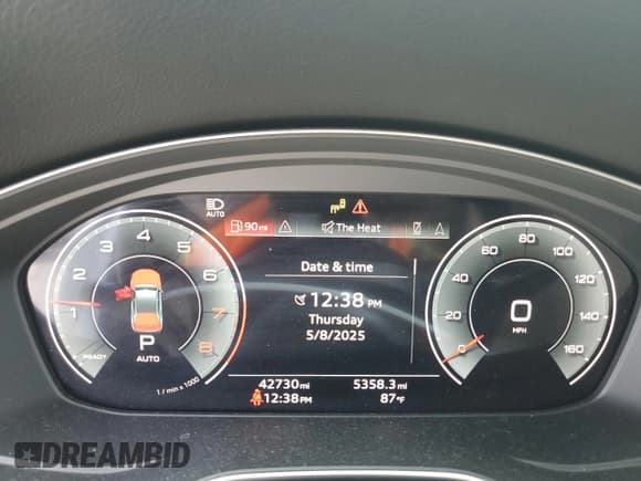 ✅ 2022 Audi Q5 Sportback S line Premium Plus • VIN: WA15AAFY2N2049972 • Lot: 56050245. Listed on Copart with 42,730 mi. Free auction sales archive from the USA and detailed vehicle history report at DreamBid. Image 9.