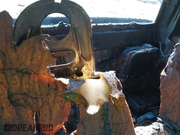 ✅ 2001 Ford Ranger XL Fleet • VIN: 1FTZR15E11PA26848 • Лот: 43817665. Опубликован ранее на IAAI с пробегом Не указан. Бесплатный доступ к архиву аукционных продаж из США и подробный отчёт об истории автомобиля на DreamBid. Изображение 8.