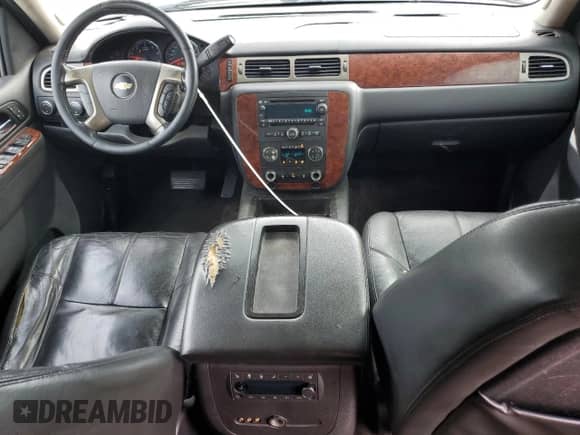 2013 Chevrolet Suburban LT с VIN 1GNSKJE72DR203317, выставлен на аукционе Copart как лот 91554345 с пробегом 254 878 миль миль и Чистый • Clean title. История ставок и продаж доступна на DreamBid. Изображение 8.