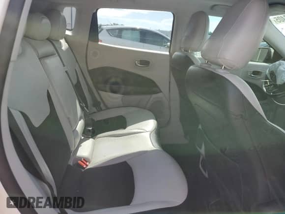 2020 Jeep Compass Latitude с VIN 3C4NJCBB4LT250027, выставлен на аукционе Copart как лот 80317405 с пробегом 65 478 миль миль и Списание • Salvage title. История ставок и продаж доступна на DreamBid. Изображение 11.