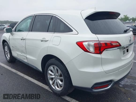 ✅ 2018 Acura RDX • VIN: 5J8TB4H31JL018201 • Lot: 42459595. Listed on IAAI with 106,523 mi. Free auction sales archive from the USA and detailed vehicle history report at DreamBid. Image 3.