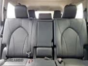 ✅ 2025 Toyota Highlander XLE • VIN: 5TDAAAA54SS021676 • Lot: 65187135. Listed on Copart with 3,619 mi. Free auction sales archive from the USA and detailed vehicle history report at DreamBid. Image 10.