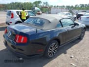 ✅ 2012 Ford Mustang V6 • VIN: 1ZVBP8EM2C5205421 • Лот: 39669657. Опубликован ранее на IAAI с пробегом 214 320 миль. Бесплатный доступ к архиву аукционных продаж из США и подробный отчёт об истории автомобиля на DreamBid. Изображение 4.