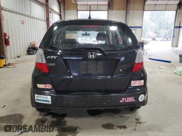 ✅ 2009 Honda Fit • VIN: JHMGE88249S023155 • Лот: 90331185. Опубликован ранее на Copart с пробегом 120 075 миль. Бесплатный доступ к архиву аукционных продаж из США и подробный отчёт об истории автомобиля на DreamBid. Изображение 6.