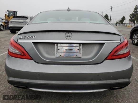 ✅ 2012 Mercedes-Benz CLS 550 • VIN: WDDLJ7DB0CA042963 • Lot: 53141675. Wystawiony na Copart z przebiegiem 216 838 mil. Bezpłatny archiwum sprzedaży aukcyjnych z USA i szczegółowy raport historii pojazdu na DreamBid. Zdjęcie 6.