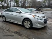 ✅ 2011 Hyundai Sonata Hybrid • VIN: KMHEC4A45BA000641 • Lot: 40041224. Listed on Copart with Not provided. Free auction sales archive from the USA and detailed vehicle history report at DreamBid. Image 4.