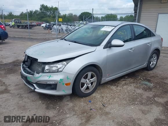 ✅ 2016 Chevrolet Cruze LT • VIN: 1G1PE5SB0G7212824 • Lot: 43140623. Listed on IAAI with 137,594 mi. Free auction sales archive from the USA and detailed vehicle history report at DreamBid. Image 17.