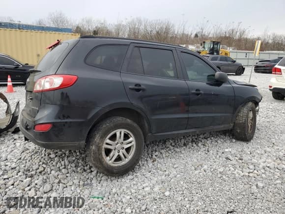 ✅ 2010 Hyundai Santa Fe GLS • VIN: 5NMSG3ABXAH391679 • Lot: 82174384. Listed on Copart with 219,232 mi. Free auction sales archive from the USA and detailed vehicle history report at DreamBid. Image 3.