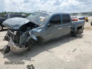 ✅ 2012 Chevrolet Silverado 2500HD Work Truck • VIN: 1GC1KVC88CF208139 • Лот: 65124265. Опубликован ранее на Copart с пробегом Не указан. Бесплатный доступ к архиву аукционных продаж из США и подробный отчёт об истории автомобиля на DreamBid. Изображение 1.