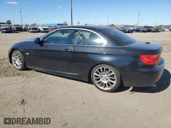 ✅ 2011 BMW 3 Series 328i • VIN: WBADW3C53BE540566 • Лот: 82562905. Опубликован ранее на Copart с пробегом 77 977 миль. Бесплатный доступ к архиву аукционных продаж из США и подробный отчёт об истории автомобиля на DreamBid. Изображение 2.