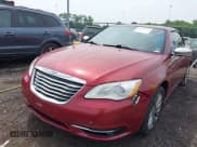 ✅ 2013 Chrysler 200 Limited • VIN: 1C3BCBFG1DN516428 • Lot: 42502076. Wystawiony na IAAI z przebiegiem 160 637 mil. Bezpłatny archiwum sprzedaży aukcyjnych z USA i szczegółowy raport historii pojazdu na DreamBid. Zdjęcie 6.