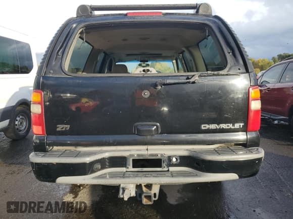 ✅ 2002 Chevrolet Suburban LT • VIN: 3GNFK16Z02G168890 • Lot: 91732555. Listed on Copart with Not provided. Free auction sales archive from the USA and detailed vehicle history report at DreamBid. Image 6.