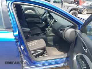 2014 Dodge Dart SXT с VIN 1C3CDFBBXED668623, выставлен на аукционе IAAI как лот 43021649 с пробегом 254 068 миль миль и . История ставок и продаж доступна на DreamBid. Изображение 5.