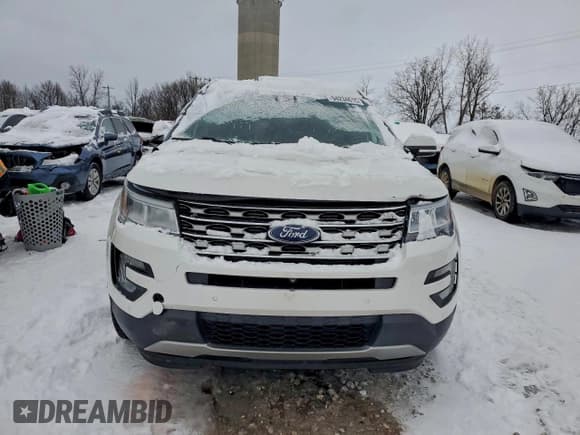 ✅ 2016 Ford Explorer Limited • VIN: 1FM5K8F86GGC55812 • Лот: 94234615. Опубликован ранее на Copart с пробегом 140 230 миль. Бесплатный доступ к архиву аукционных продаж из США и подробный отчёт об истории автомобиля на DreamBid. Изображение 5.