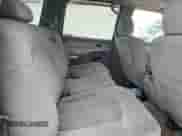 2001 Chevrolet Suburban LS с VIN 3GNEC16T61G252375, выставлен на аукционе Copart как лот 78806624 с пробегом 282 470 миль миль и Списание • Salvage title. История ставок и продаж доступна на DreamBid. Изображение 11.