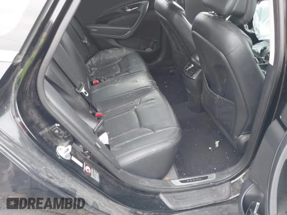 ✅ 2016 Hyundai Azera Limited • VIN: KMHFH4JG8GA547071 • Лот: 42231526. Опубликован ранее на IAAI с пробегом 175 537 миль. Бесплатный доступ к архиву аукционных продаж из США и подробный отчёт об истории автомобиля на DreamBid. Изображение 8.