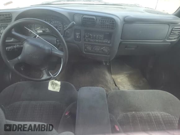 ✅ 2000 Chevrolet S-10 LS • VIN: 1GCCS14W6YK218696 • Лот: 67710344. Опубликован ранее на Copart с пробегом 106 603 миль. Бесплатный доступ к архиву аукционных продаж из США и подробный отчёт об истории автомобиля на DreamBid. Изображение 8.