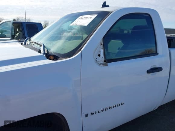 ✅ 2008 Chevrolet Silverado 1500 Work Truck • VIN: 1GCEC14X38Z119484 • Lot: 43679570. Listed on IAAI with 282,782 mi. Free auction sales archive from the USA and detailed vehicle history report at DreamBid. Image 6.