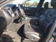 ✅ 2018 Volvo XC60 Momentum • VIN: YV4A22RK8J1047087 • Lot: 89646245. Listed on Copart with 82,284 mi. Free auction sales archive from the USA and detailed vehicle history report at DreamBid. Image 7.