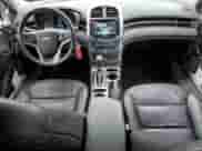 2016 Chevrolet Malibu LTZ z VIN 1G11E5SA8GF109511, wystawiony jako Copart lot #52000755 z przebiegiem 120 280 mil mil oraz Czysty tytuł • Clean title. Historia ofert i sprzedaży dostępna na DreamBid. Obrazek 8.