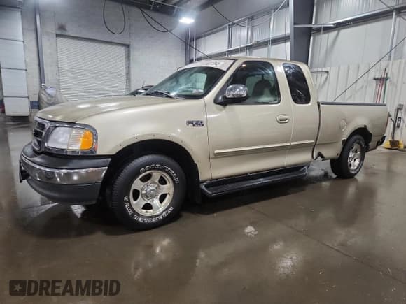 ✅ 2000 Ford F-150 • VIN: 2FTZX1720YCA39207 • Lot: 80376845. Listed on Copart with 144,678 mi. Free auction sales archive from the USA and detailed vehicle history report at DreamBid. Image 1.