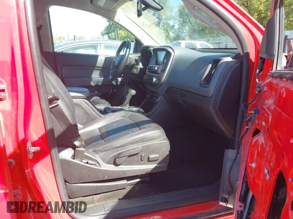 ✅ 2018 Chevrolet Colorado 4WD Z71 • VIN: 1GCGTDEN4J1155289 • Лот: 43022908. Опубликован ранее на IAAI с пробегом 127 356 миль. Бесплатный доступ к архиву аукционных продаж из США и подробный отчёт об истории автомобиля на DreamBid. Изображение 5.