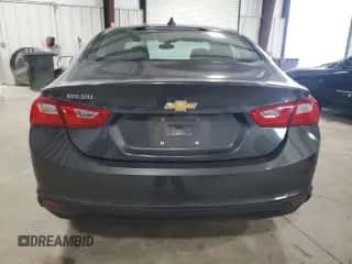2017 Chevrolet Malibu LS z VIN 1G1ZB5ST2HF261217, wystawiony jako Copart lot #84001445 z przebiegiem 51 369 mil mil oraz Szkoda całkowita • Salvage title. Historia ofert i sprzedaży dostępna na DreamBid. Obrazek 6.