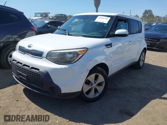 ✅ 2014 Kia Soul • VIN: KNDJN2A23E7110993 • Lot: 42761727. Listed on IAAI with 130,354 mi. Free auction sales archive from the USA and detailed vehicle history report at DreamBid. Image 2.