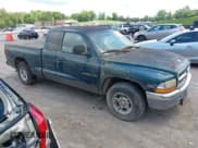 ✅ 1998 Dodge Dakota SLT • VIN: 1B7GL22X4WS554408 • Lot: 42202021. Wystawiony na IAAI z przebiegiem 147 765 mil. Bezpłatny archiwum sprzedaży aukcyjnych z USA i szczegółowy raport historii pojazdu na DreamBid. Zdjęcie 1.