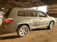 ✅ 2010 Toyota Highlander • VIN: 5TDZK3EH2AS003305 • Lot: 82726405. Listed on Copart with 224,381 mi. Free auction sales archive from the USA and detailed vehicle history report at DreamBid. Image 3.