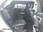 ✅ 2022 Ford Explorer XLT • VIN: 1FMSK7DH3NGC41301 • Lot: 42256526. Wystawiony na IAAI z przebiegiem 74 100 mil. Bezpłatny archiwum sprzedaży aukcyjnych z USA i szczegółowy raport historii pojazdu na DreamBid. Zdjęcie 8.