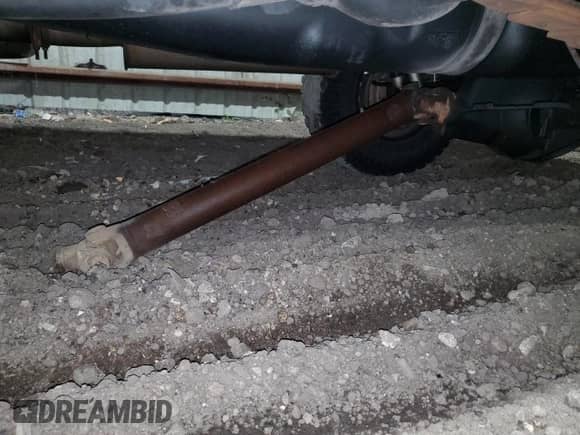 2007 Dodge 3500 Laramie z VIN 3D7MX38C17G717189, wystawiony jako Copart lot #81635814 z przebiegiem 243 911 mil mil oraz Szkoda całkowita • Salvage title. Historia ofert i sprzedaży dostępna na DreamBid. Obrazek 9.